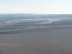 Attawapiskat Town between Attawapiskat River.jpg