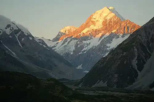 The summit of Aoraki / Mount Cook on South Island is the highest point in New Zealand and Australasia.