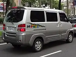 Fourth-generation CMC Veryca van pre-facelift rear view